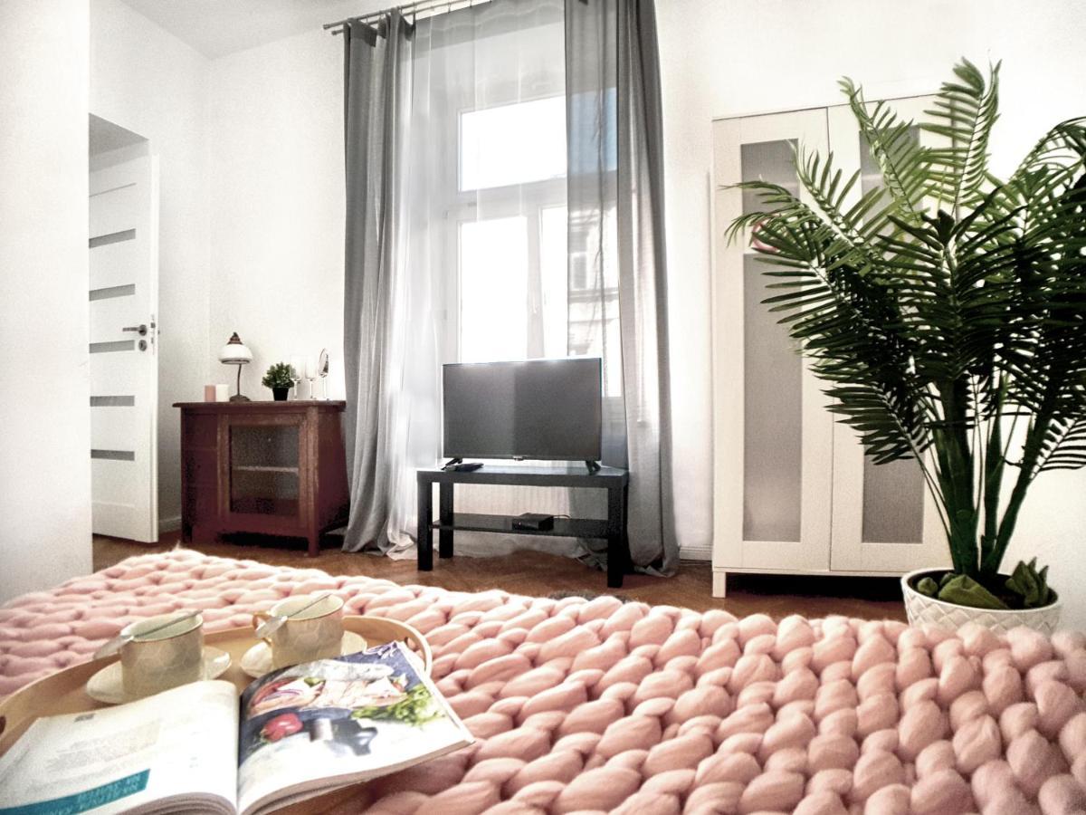 Apartament Litevski Deluxe Люблин Экстерьер фото